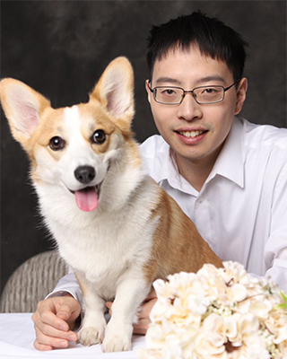 Portrait of Tianxing He with a corgi