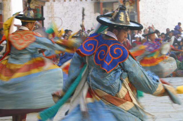 Swirling Dancers by David Salesin